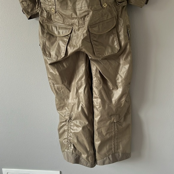 Helly Hansen Women’s Green Survival Snowsuit - Picture 10 of 15